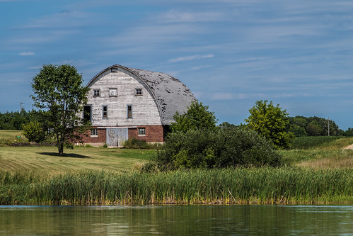 landscape barn decay farm summer river