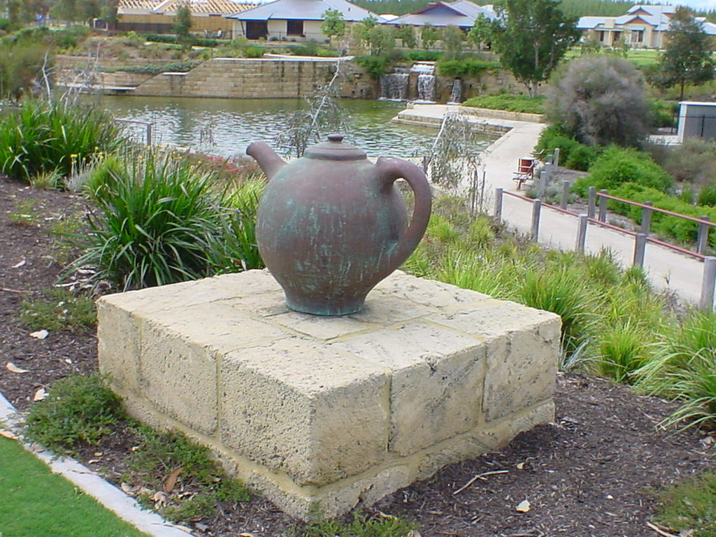 Giant Teapot