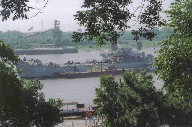 Navy ship on the Mississippi River