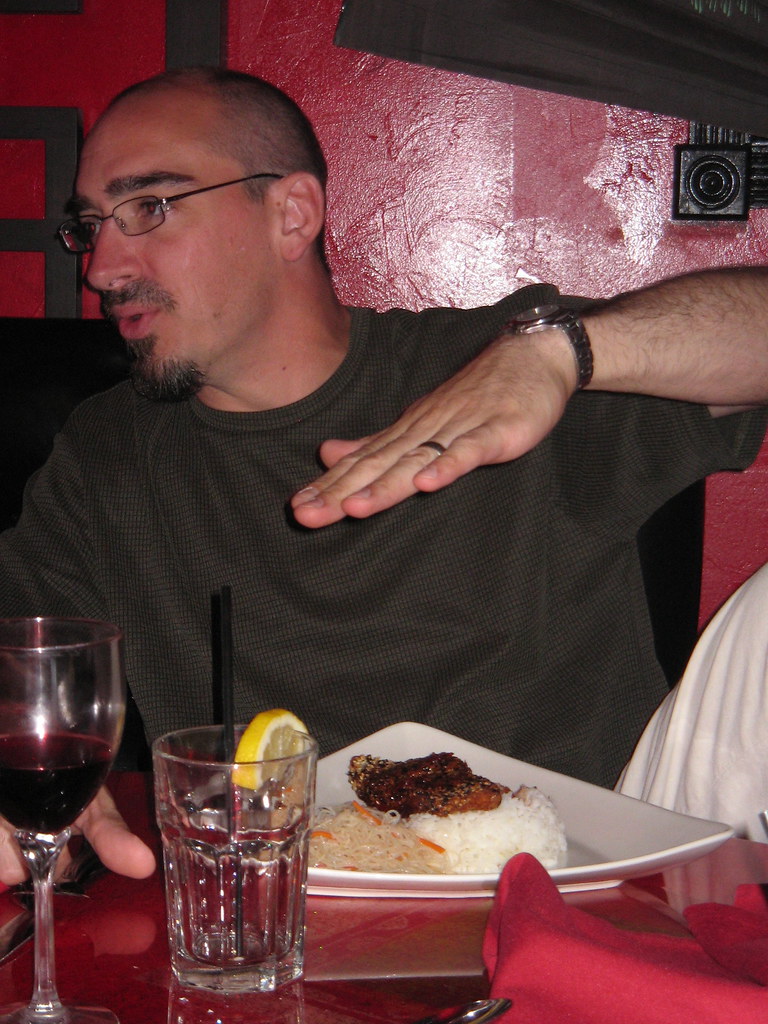 Johnny V, Flying
