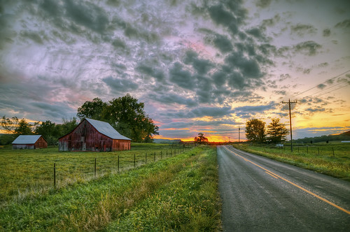 road sunset sky barn landscape photography nikon day cloudy aaron missouri fuhrman d7000