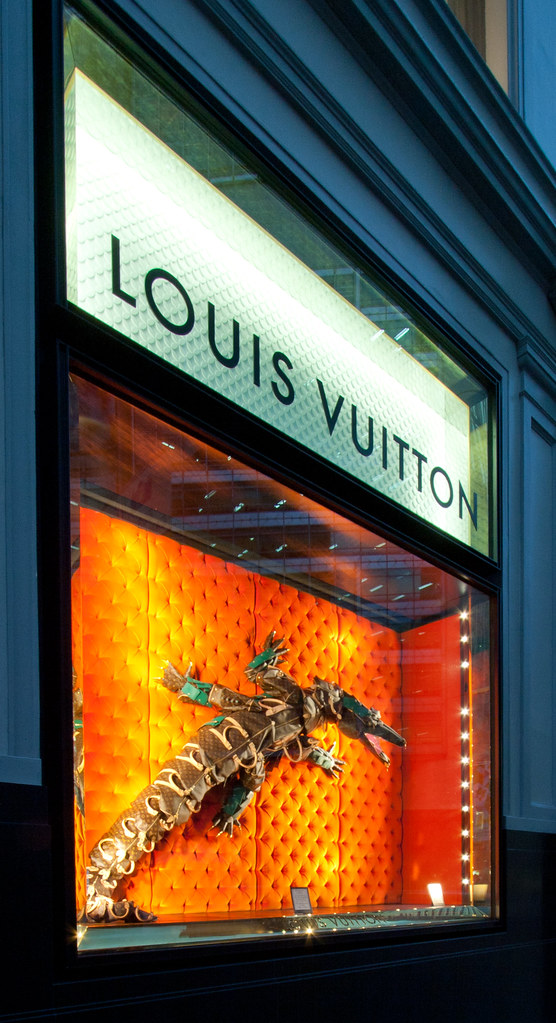 EYE SPY: Louis Vuitton's “Ostrich” Window Display