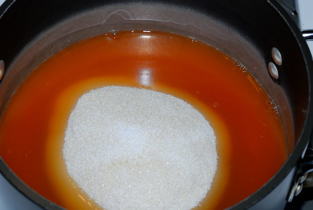 Medlar juice with sugar