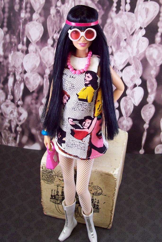 Doodt Schaap boog Anna Sui 'Boho' Barbie 60's Flashback | No, it's not Cher- t… | Flickr
