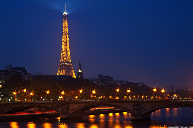 Pont des Invalides et Tour Eiffel - Paris