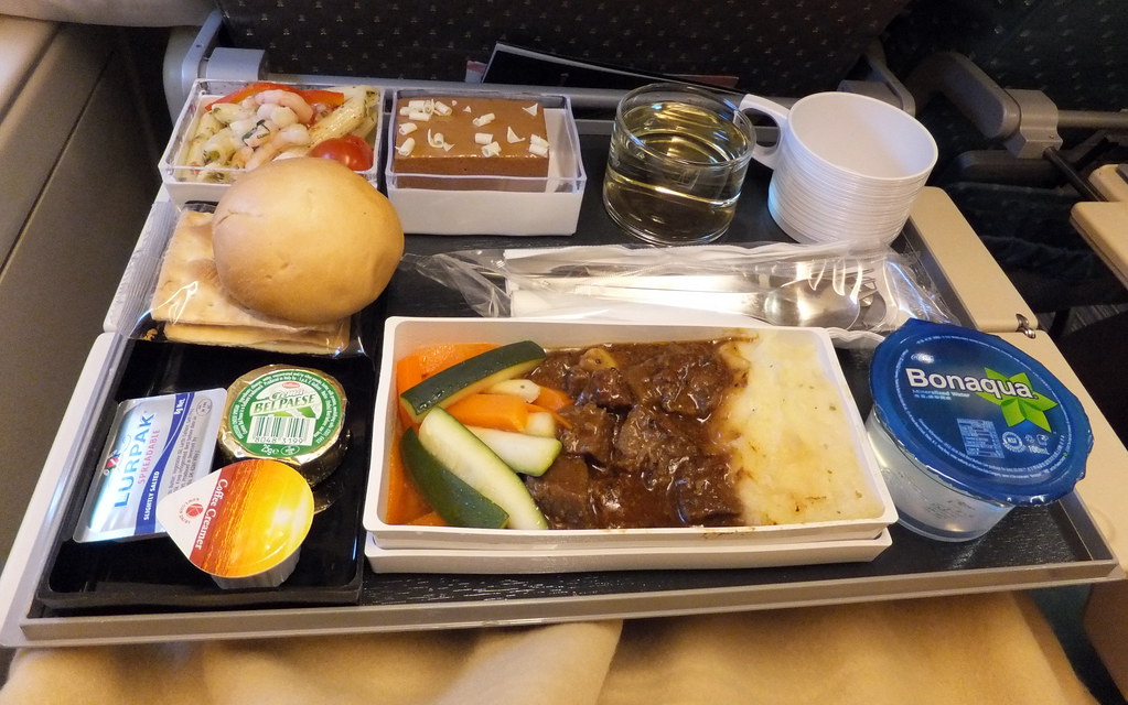 SQ Singapore Airlines In-flight Meal HKG-SIN | 200V | (^_~) [MARK'N ...