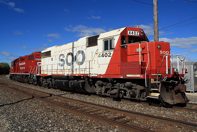Soo Line 4402 (EMD GP38-2) La Crosse, Wisconsin