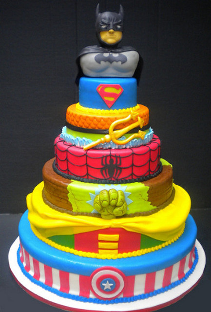 superhero-cake