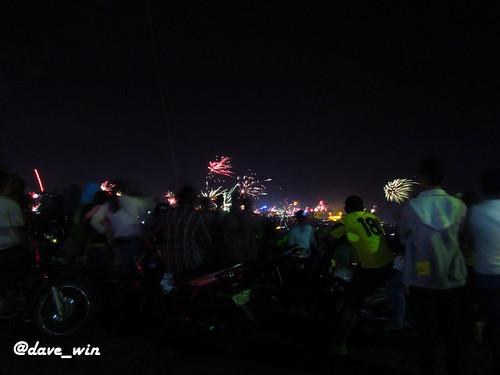 new eve indonesia fireworks year east borneo api tahun malam baru timur 2012 kalimantan balikpapan kembang kaltim