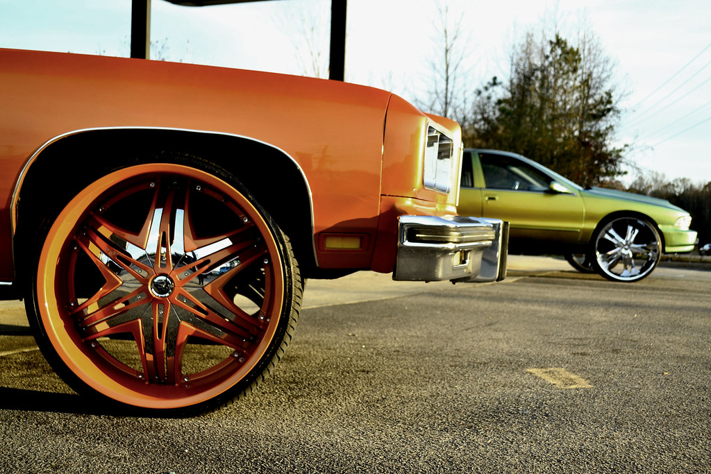'75 Caprice on 26" Diablo wheels + '96 Impala SS on 28&a...