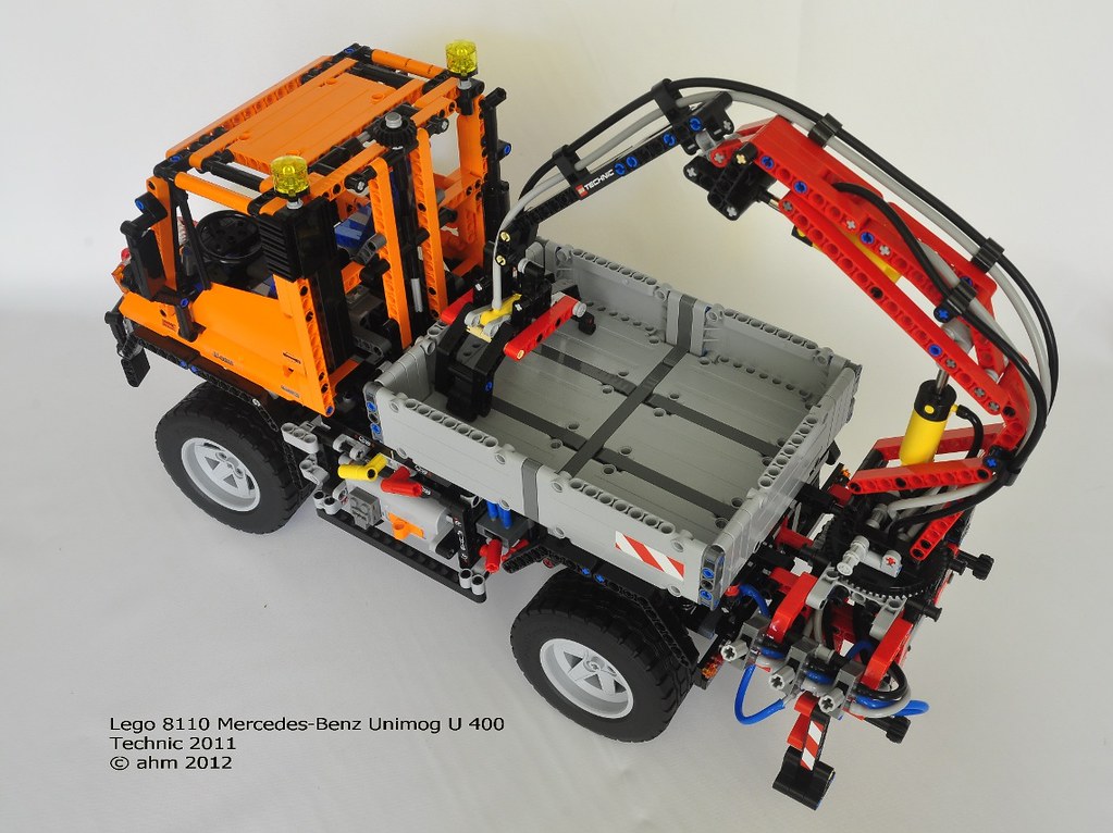Lego Technic Mercedes-Benz Unimog U 400 | Lego Technic … Flickr