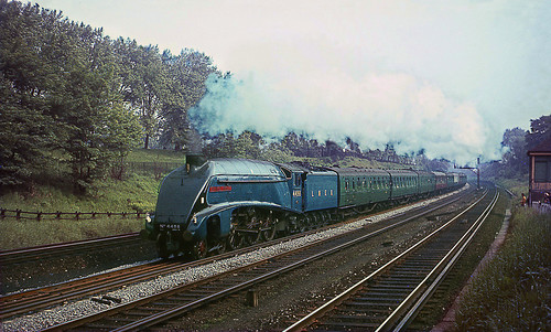 LNER A4 4498 Sir Nigel Gresley on a Special at Clapham Cut… | Flickr