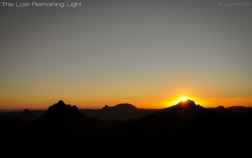 red sun sahara sunshine montagne sunrise algeria soleil desert algérie couché tamanrasset mounitain tamanghasset askrem