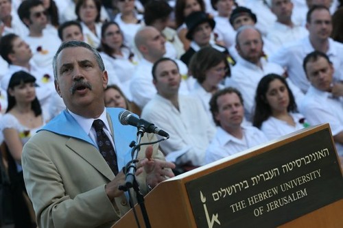 Thomas L. Friedman receiving honorary doctorate, 2007