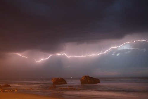 storm clouds sunsets pay lightning sunrises storms basque eclair biarritz orage