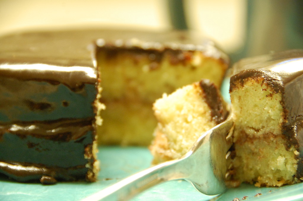 Muffins, Apricot-Almond