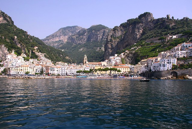 Navegando en Amalfi ( Italy ) - Sailing in Amalfi ( Italy )