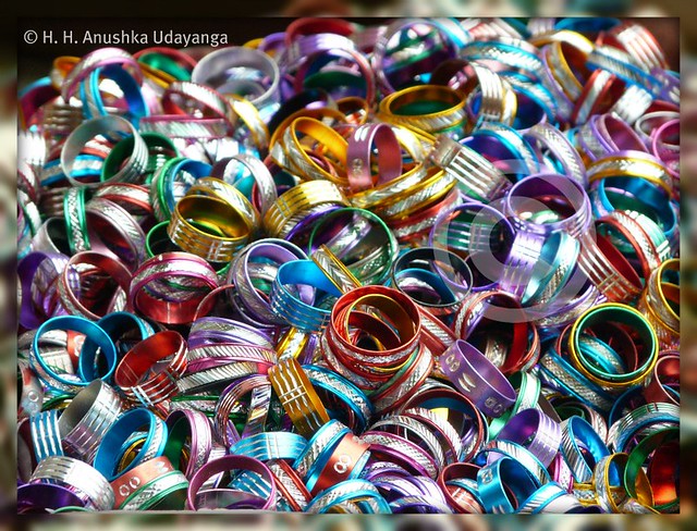 Colorful rings