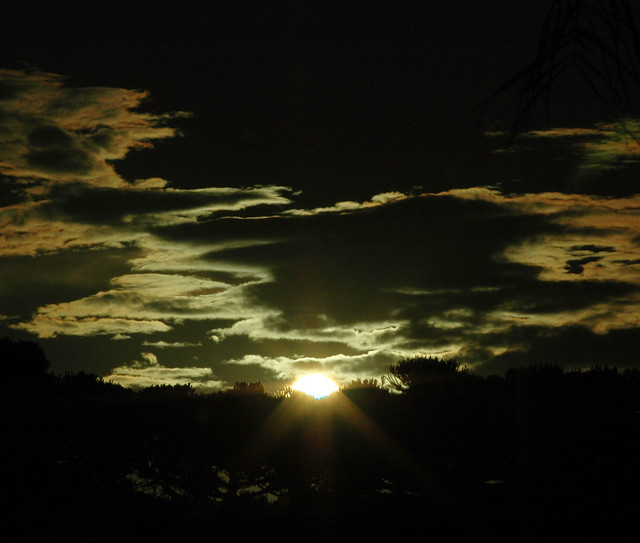 Another Quarta Sunset! - Original colours (Explore 13/12/2011)