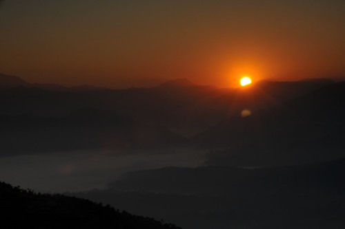travel nepal sunrise nikon tripod fx nagarkot d700
