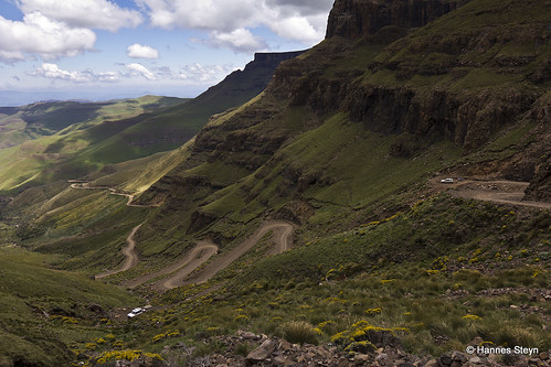 africa mountain mountains nature canon southafrica landscapes scenery passes sani kwazulunatal drakensberg kzn sanipass 550d hannessteyn canonefs18200mmf3556is canon550d eosrebelt2i