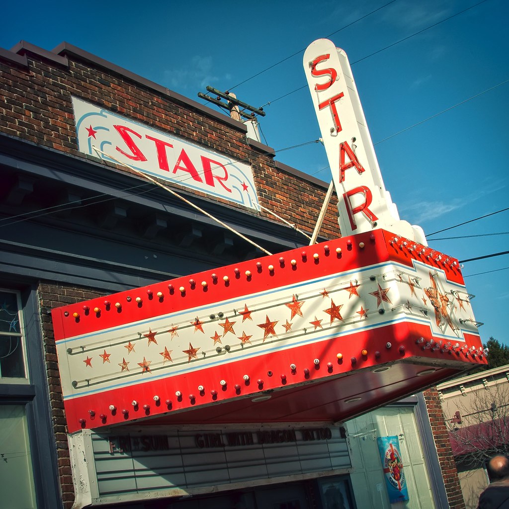 Berkeley Springs Star | An old movie theater marquee in Berk… | Flickr