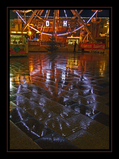 349 - December 15 2011 - Wheel of fortune, giant wheel, wonder wheel?