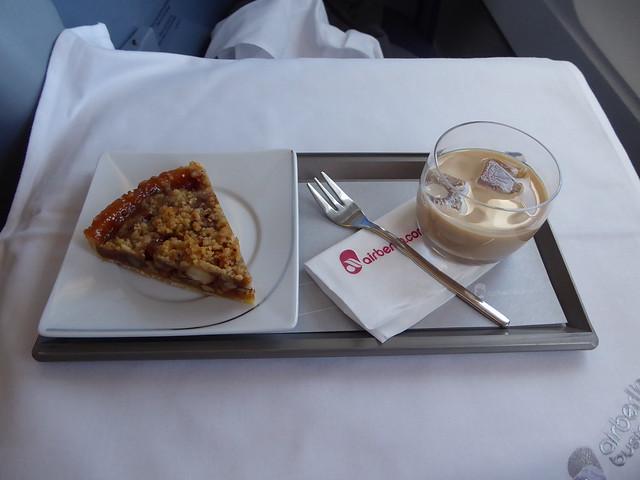 Air Berlin Dessert - Kuchen & Bailey's