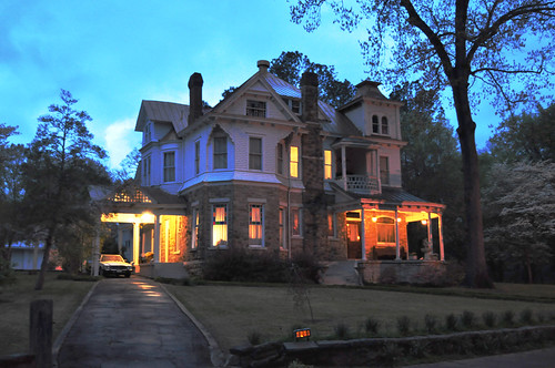 trip travel light usa house home car stone architecture night yard landscape geotagged fun evening al outdoor south alabama lawn victorian southern driveway historical lovely elegant residence 2009 stately southernbreeze shefield cs5 109parkboulevard