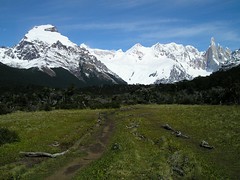 Cerro Solo, Cordón Adela et Cerro Torre