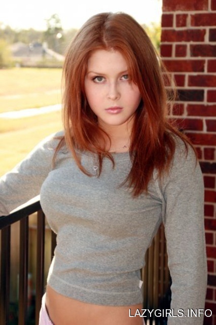 Hot Redhead Girl Pics
