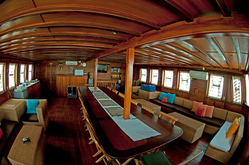 MS/Y AURORA
