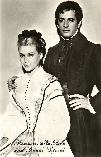 Béatrice Altariba and Gianni Esposito in Les misérables (1958)