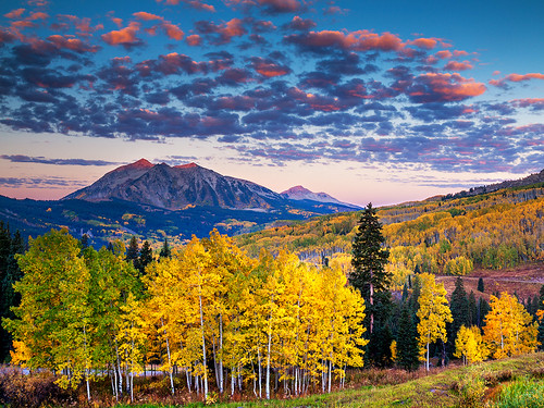 autumn mountains fall colors america sunrise rockies colorado unitedstates aspens rockymountains crestedbutte