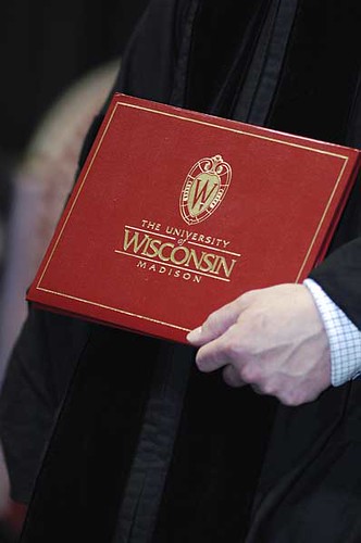Diploma cover? Will they have the new UW logo? #uwgrad http://t.co/yFvOCqrK