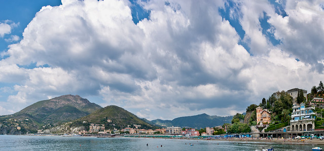 Levanto - Pano - view from the habour