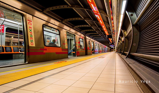 Reto Al final del pasillo - Estación Elisa Correa (Línea 4) Metro de Santiago