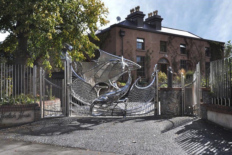 IRE Harlech House Dragons | Flickr
