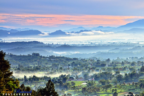 indonesia geotagged nikkor padang d300 minang minangkabau teeje sumaterabarat westsumatera padangpanjang puncaklawang geo:lat=02687128615462524 geo:lon=10024258308200069