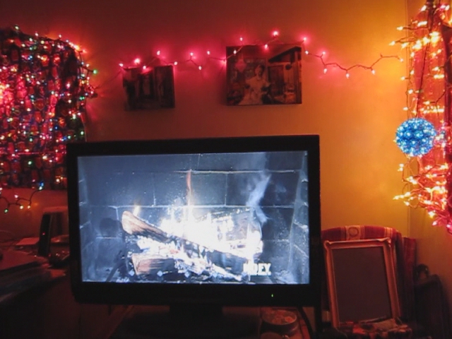 Merry Christmas to All on Flickr from Me, the Perpetual Yule Log and the Ghost of Bette Davis, Video