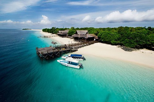 Mataking reef dive resort