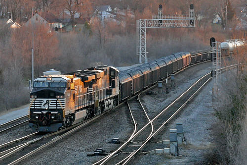 railroad winter sunset train canon lafayette dusk ns indiana junction 8464