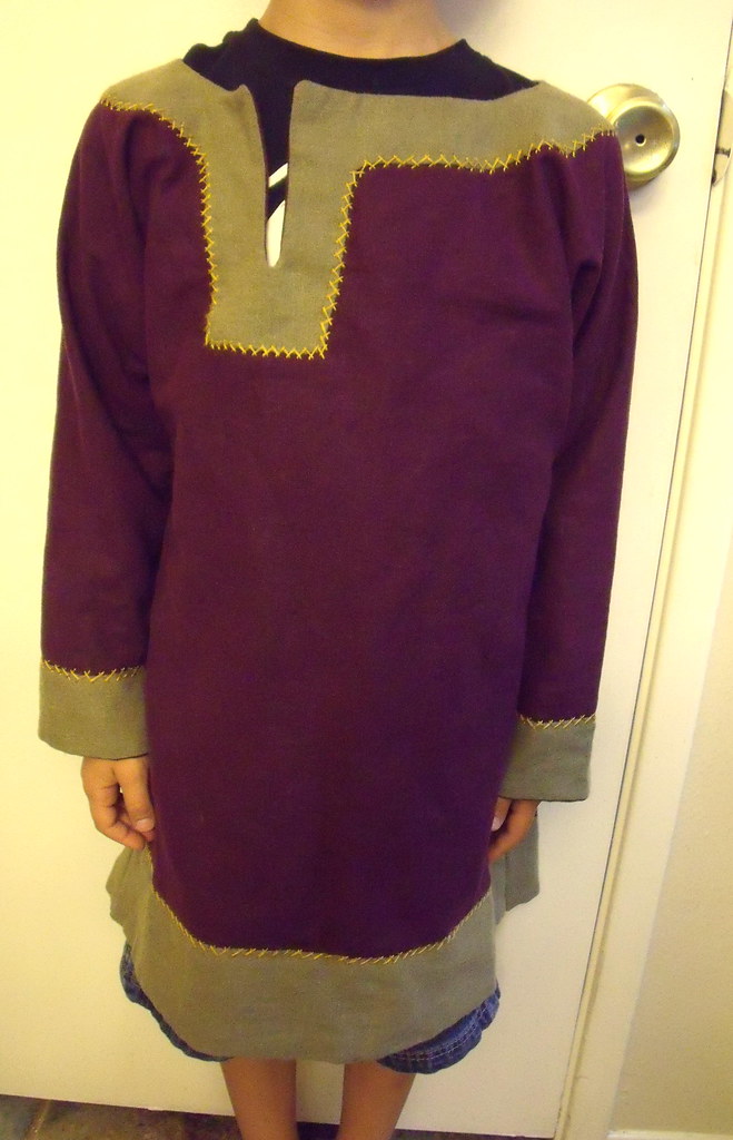 Liam's Purple Viking Tunic | Liam's purple tunic. I did a re… | Flickr