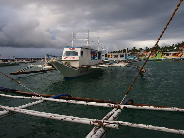Boat-Caticlan-Boracay-Philippines