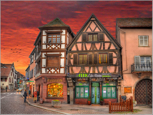 obernai alsace france bistrot bistro architecture restaurant colombage colombages sunset hdr photoshop village place town painting athic commerce magasin mygearandme ringexcellence