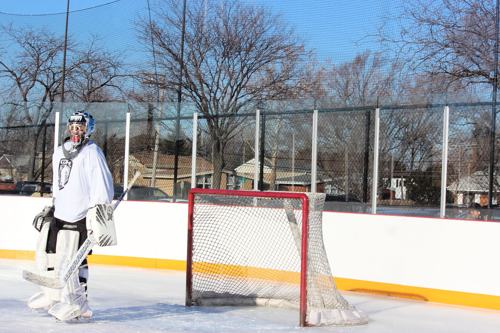 January 7, 2012 | chicagooutdoorhockeyleague | Flickr