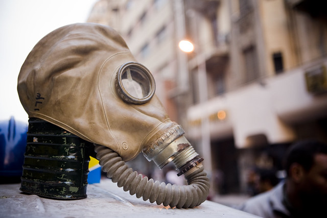 Gas mask for sale قناع غاز للبيع في شارع طلعت حرب