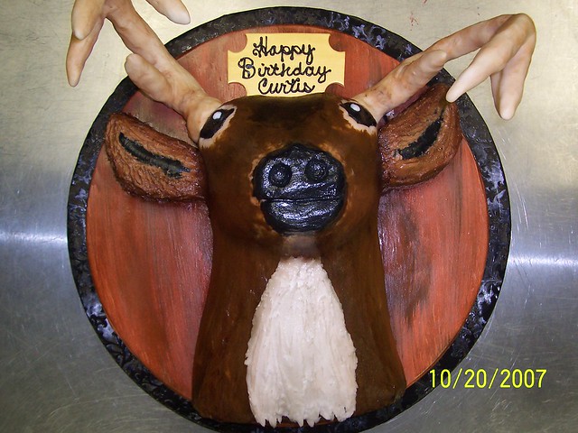 Mounted Deer Head Cake