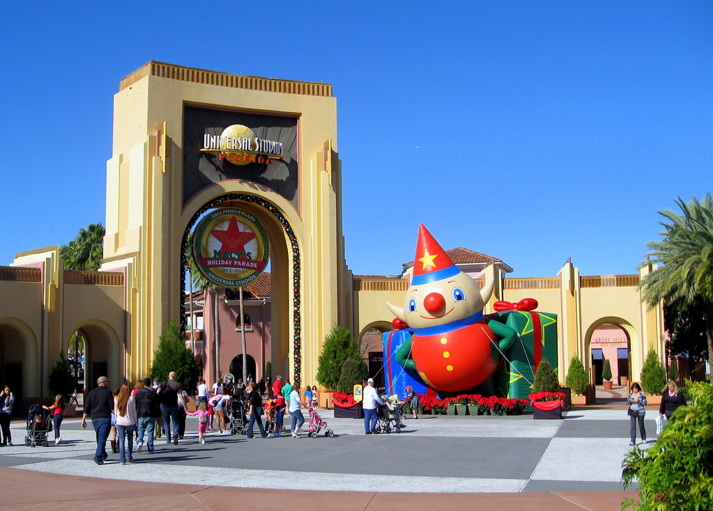 Universal Orlando - Universal Studios - Park Entrance & Ma… | Flickr