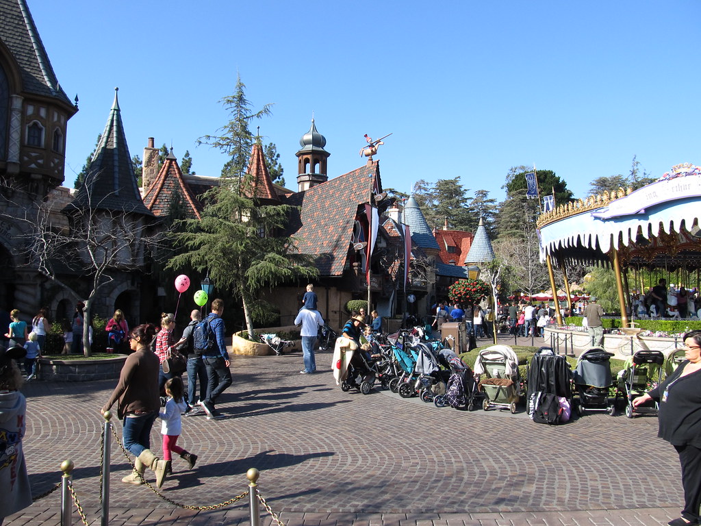 Fantasyland, Disneyland, Anaheim, California (3) | Fantasyla… | Flickr